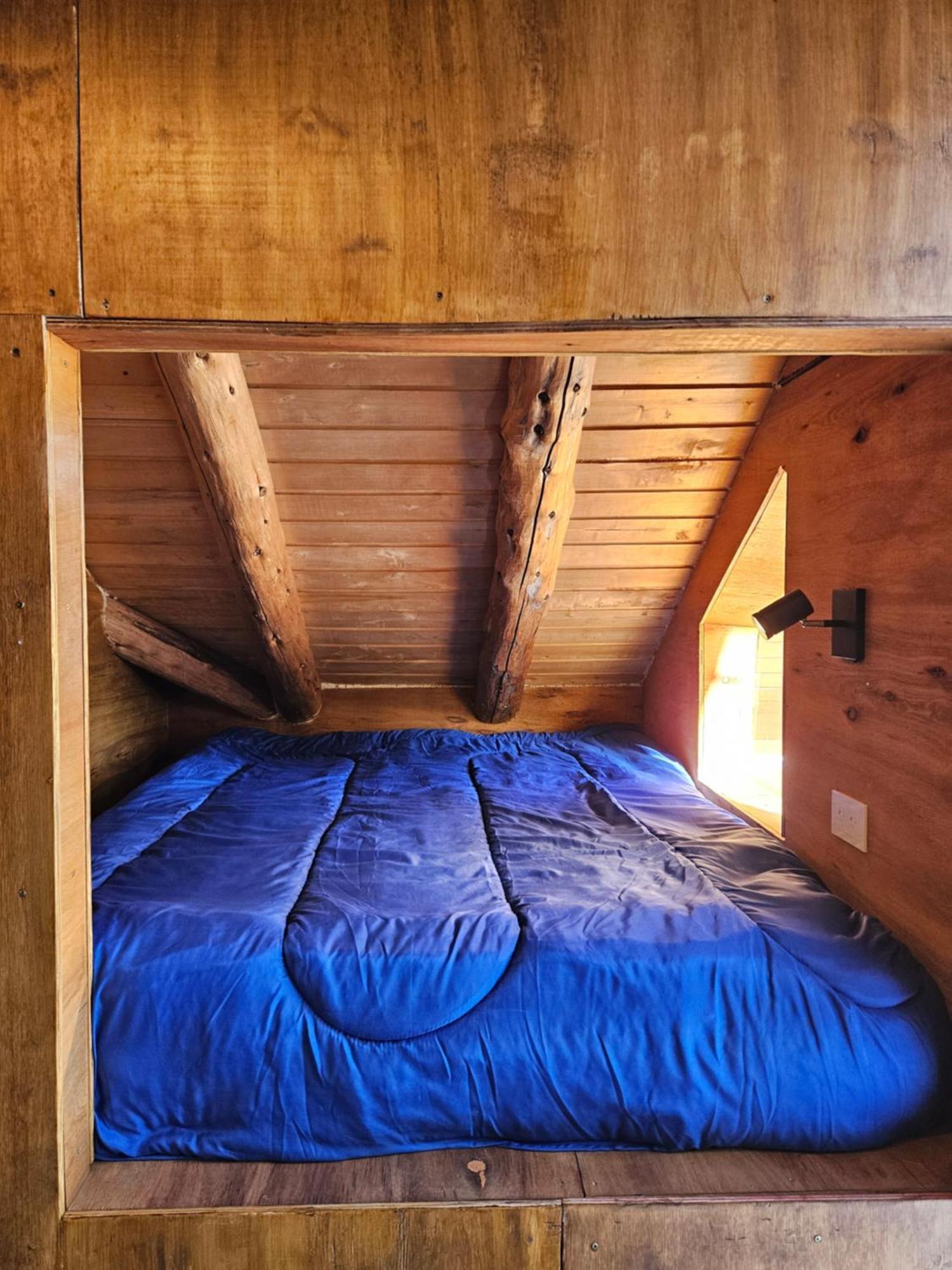 Hostel Capsula Refugio Oeste Сан Карлос де Барилоче Екстериор снимка