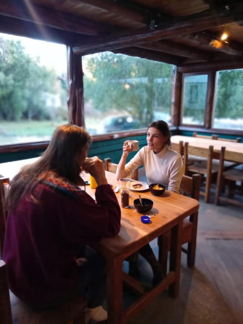 Hostel Capsula Refugio Oeste Сан Карлос де Барилоче Екстериор снимка